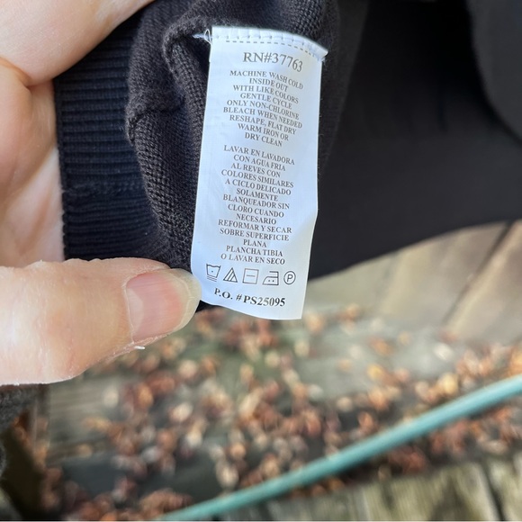 Perry Ellis 100% Pima Cotton Men’s V-Neck Sweater Vest Sz L - Picture 8 of 8